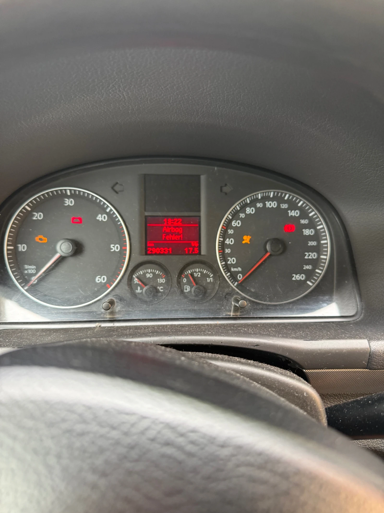 VW Touran 1.9 tdi . 6 скоростна кутия - изображение 10