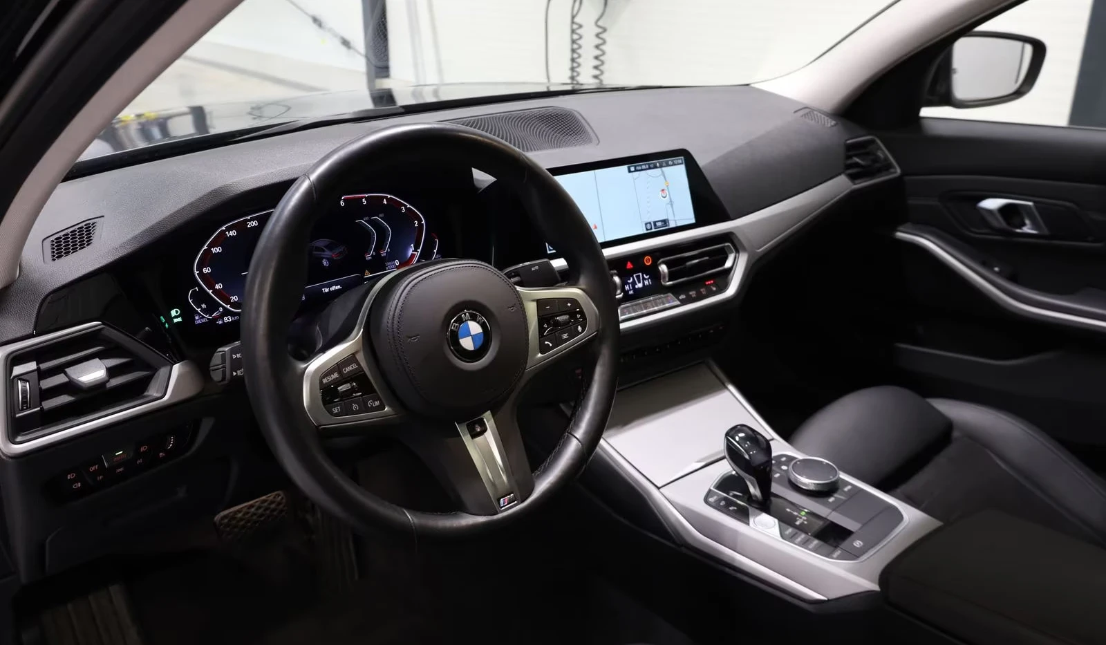 BMW 320 d/M-SPORT/190HP/360/CARPLAY/L.ASSIST/VCONTROL/345f - изображение 5