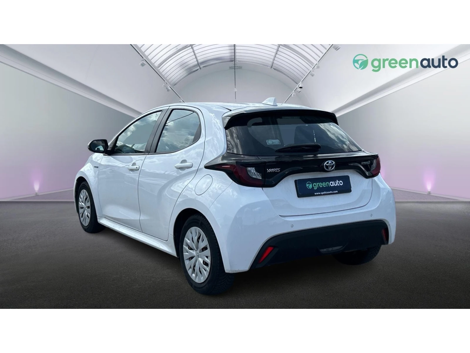 Toyota Yaris 1.5 HSD, Месечна вноска от 355 лв. - изображение 2