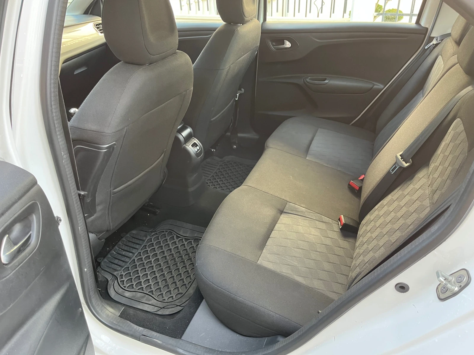 Citroen C-Elysee  - изображение 10