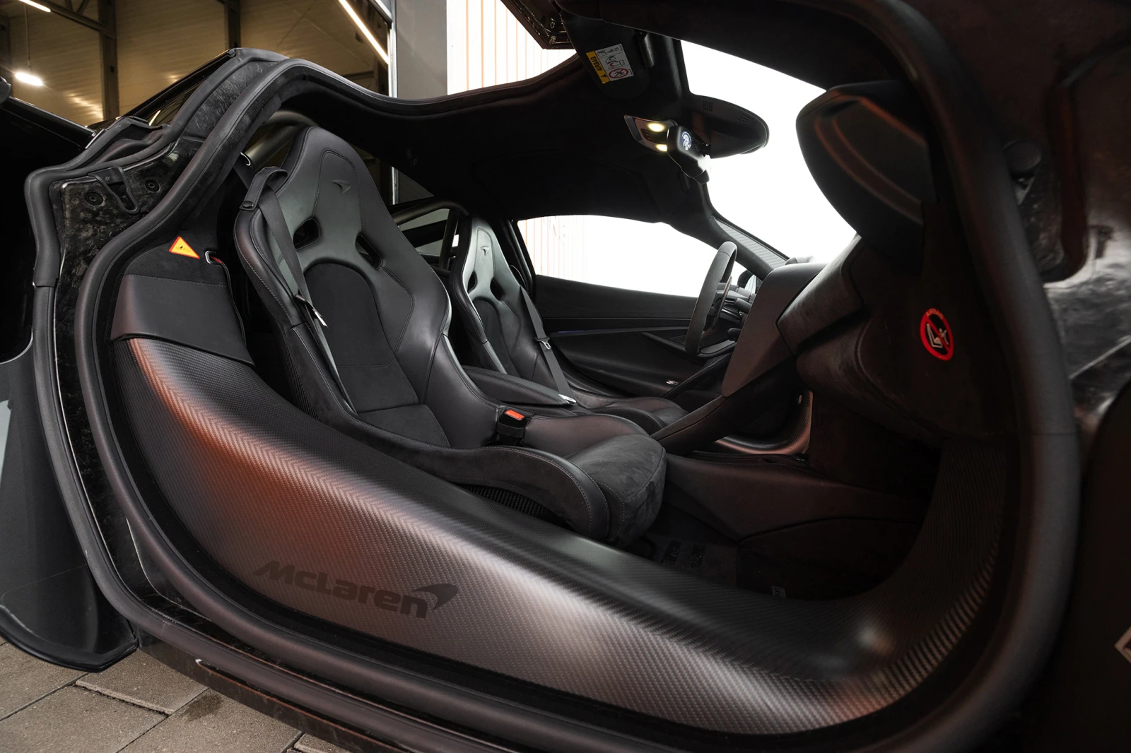 McLaren 720 S Coupe | Mobile.bg   11