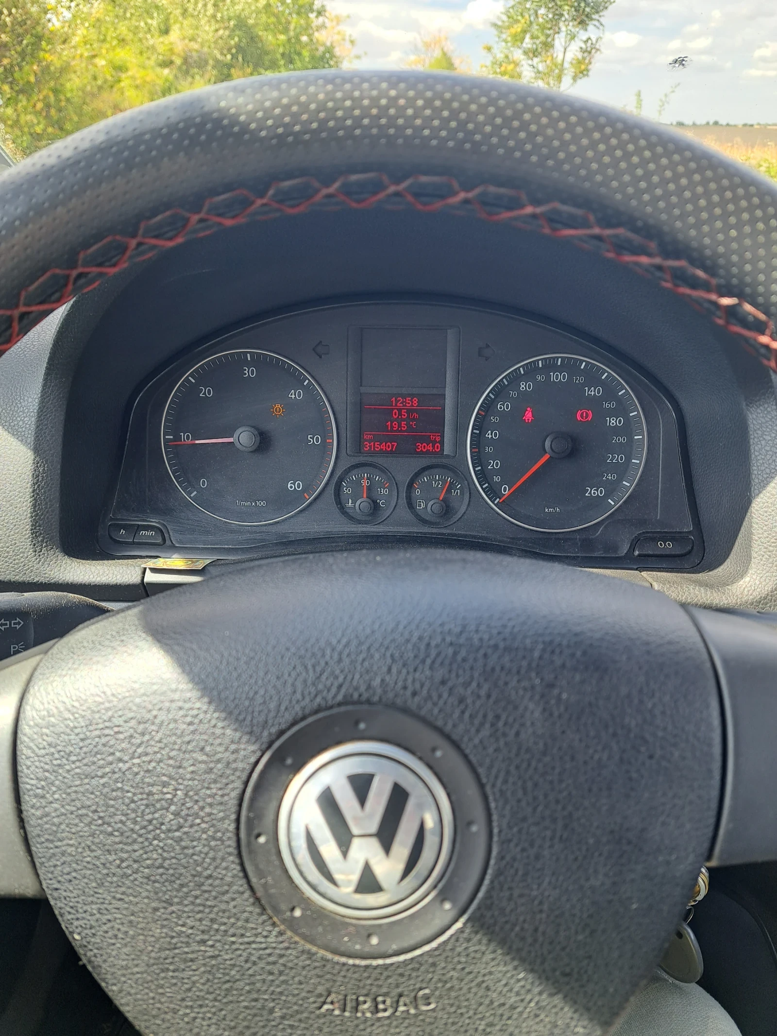 VW Golf  - изображение 10
