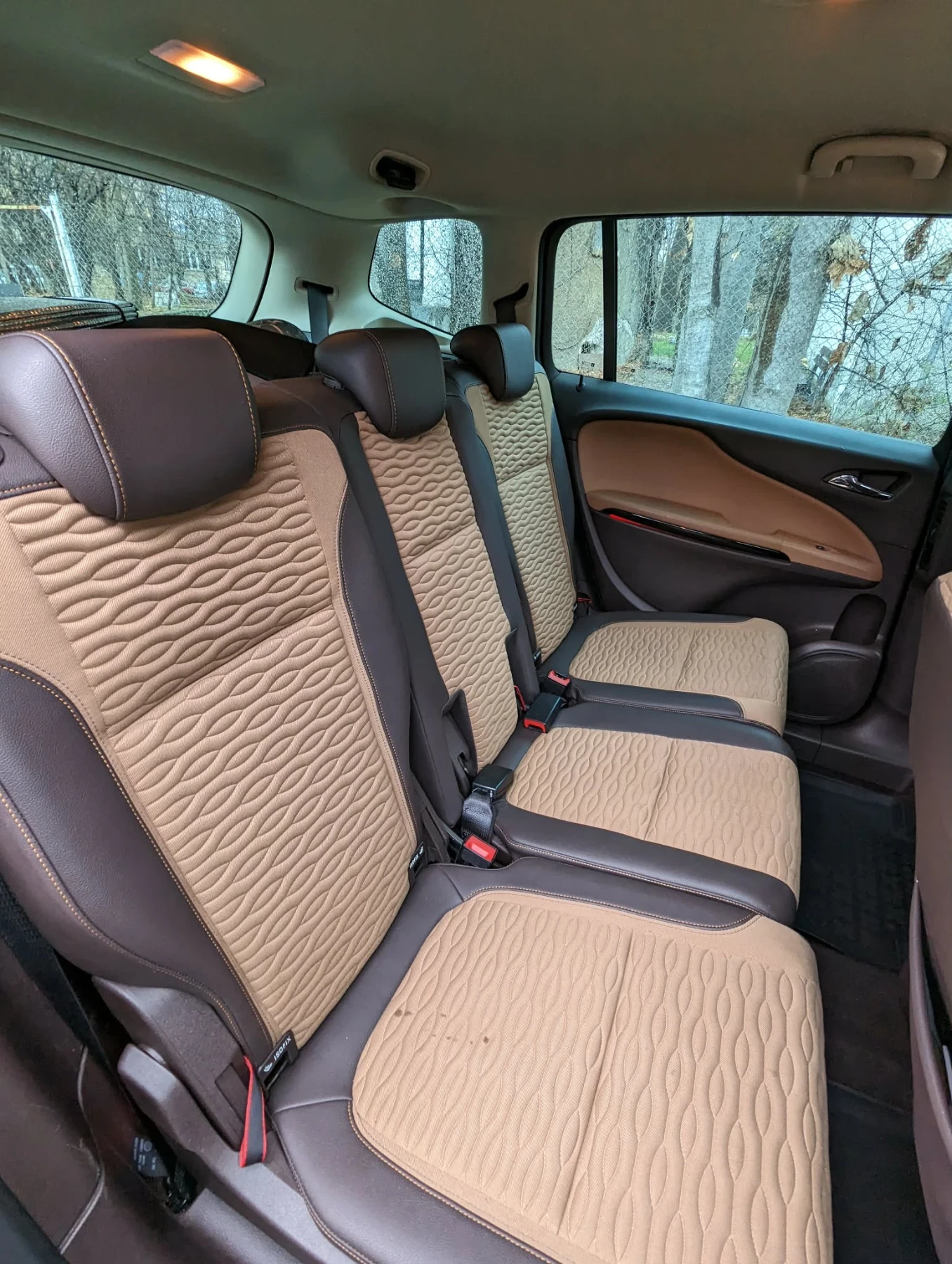 Opel Zafira Tourer Turbo LPG  | Mobile.bg � ����������� 7