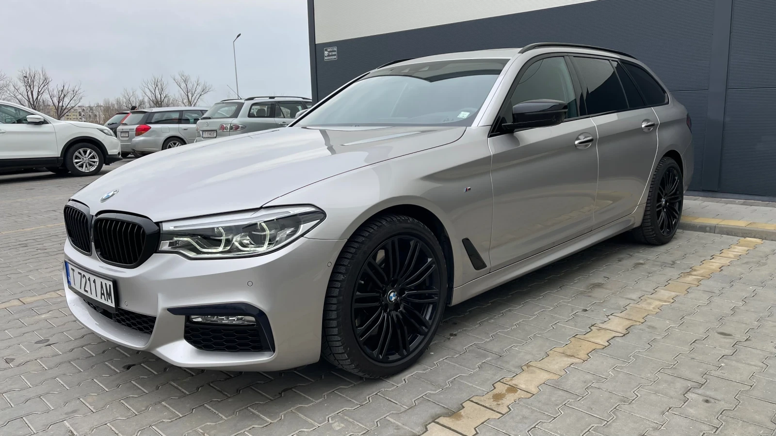 BMW 540 540d xDrive - изображение 2