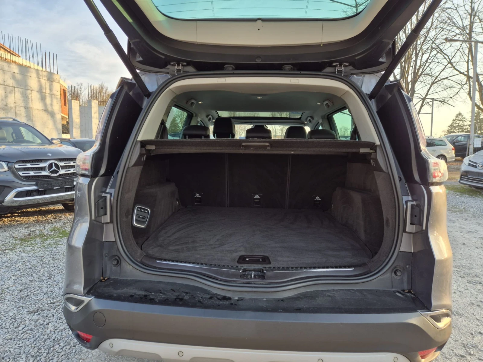 Renault Espace 1.6dci-Avtomat, снимка 9 - Автомобили и джипове - 53844418