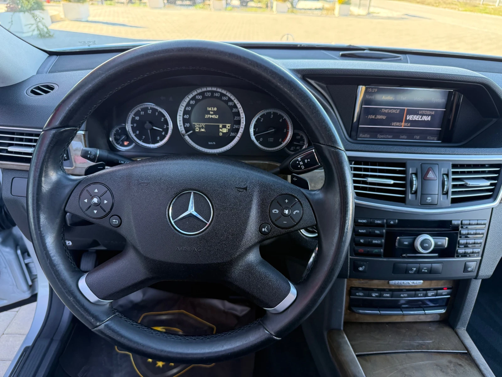 Mercedes-Benz E 350 AMG пакет Elegance 7G-Tronic, снимка 13 - Автомобили и джипове - 54151726