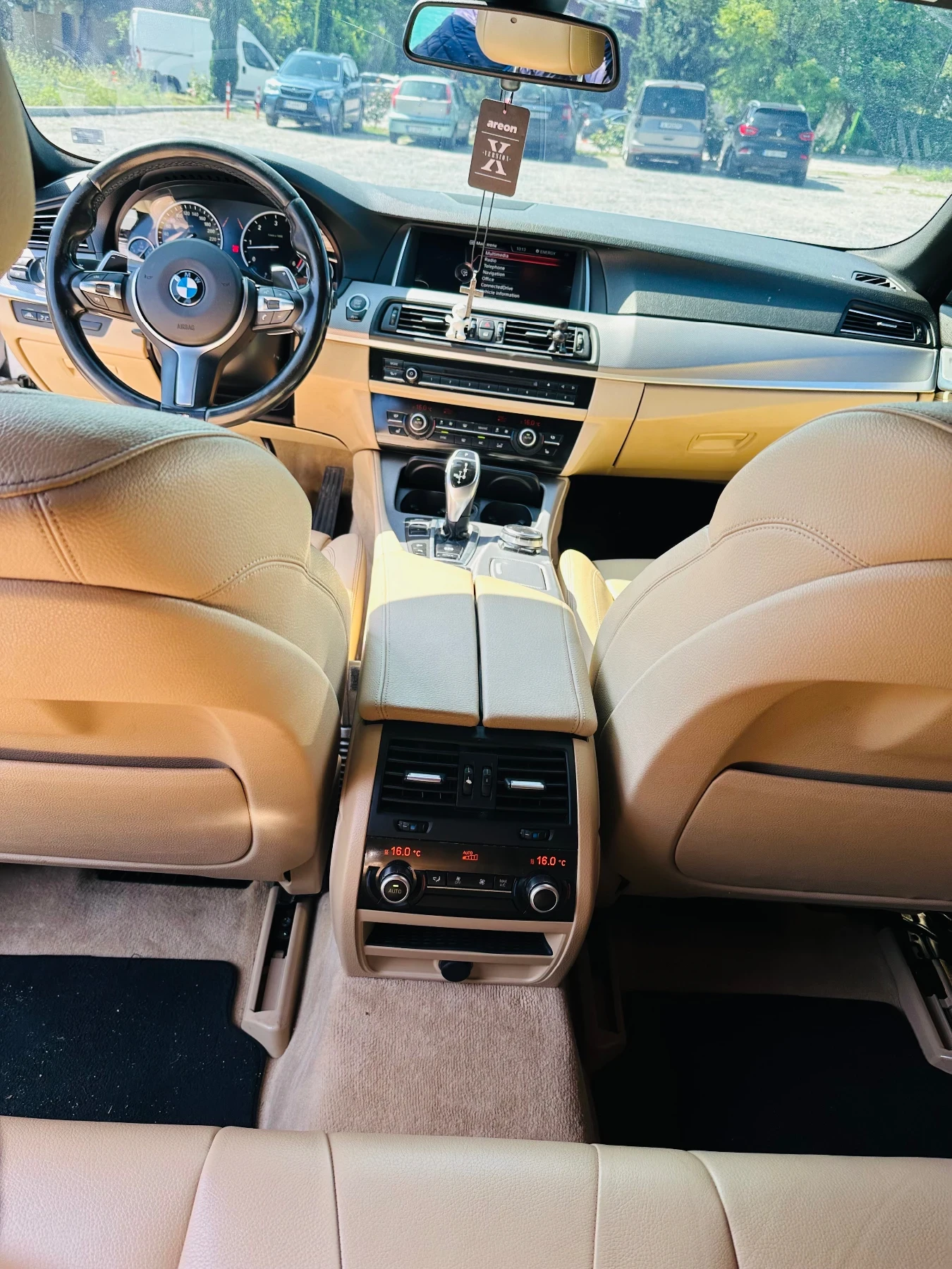 BMW 530 LCI Facelift Xdrive, снимка 11 - Автомобили и джипове - 54486365