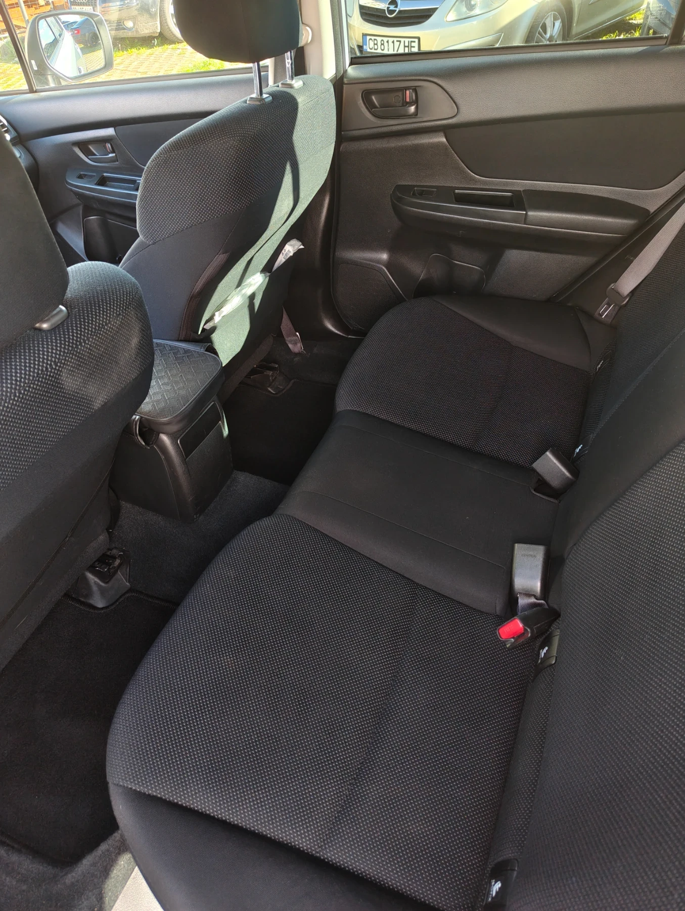 Subaru XV, снимка 12 - Автомобили и джипове - 54611072
