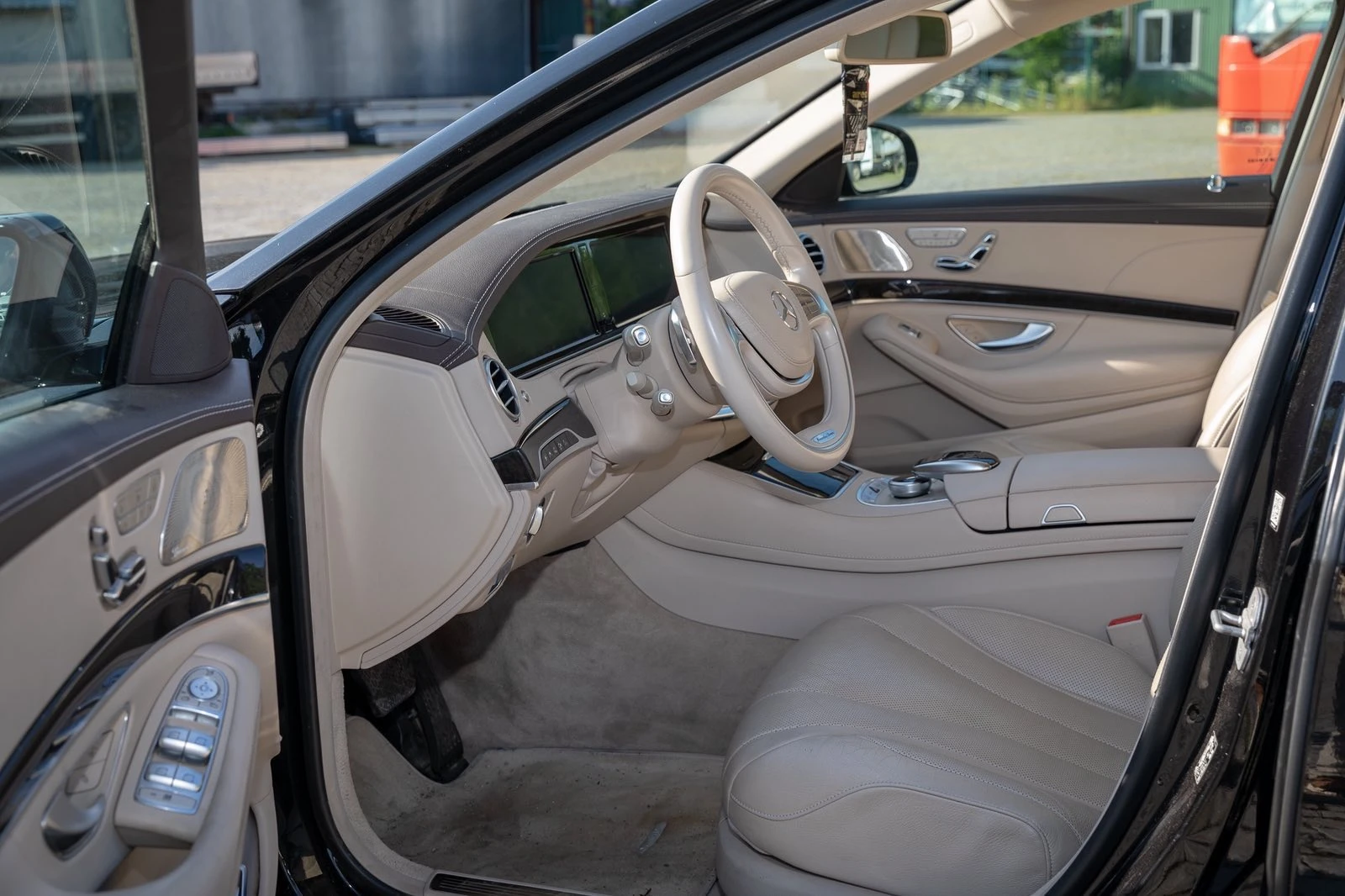 Mercedes-Benz S 350 9gtronic 4matic 63amg, снимка 15 - Автомобили и джипове - 54841810
