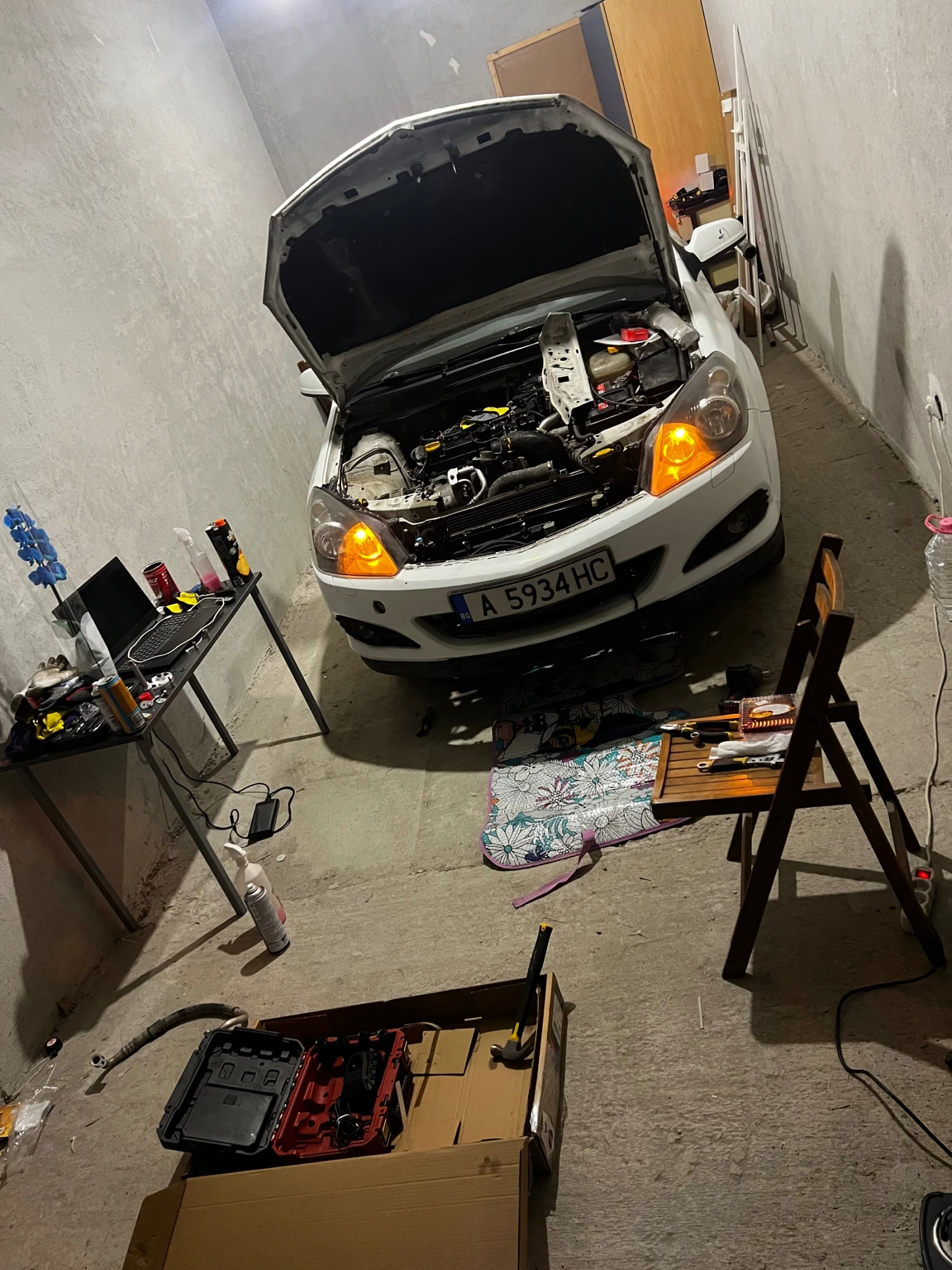 Opel Astra GTC 1.7CDTI, снимка 6 - Автомобили и джипове - 54783929
