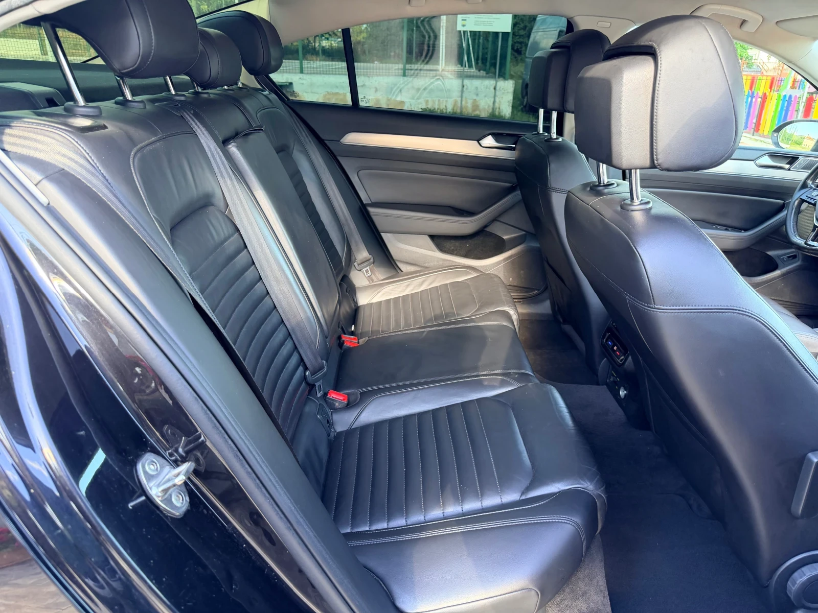 VW Passat, снимка 12 - Автомобили и джипове - 54932568