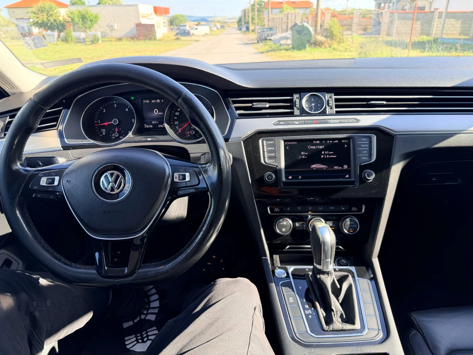VW Passat, снимка 13 - Автомобили и джипове - 54932568