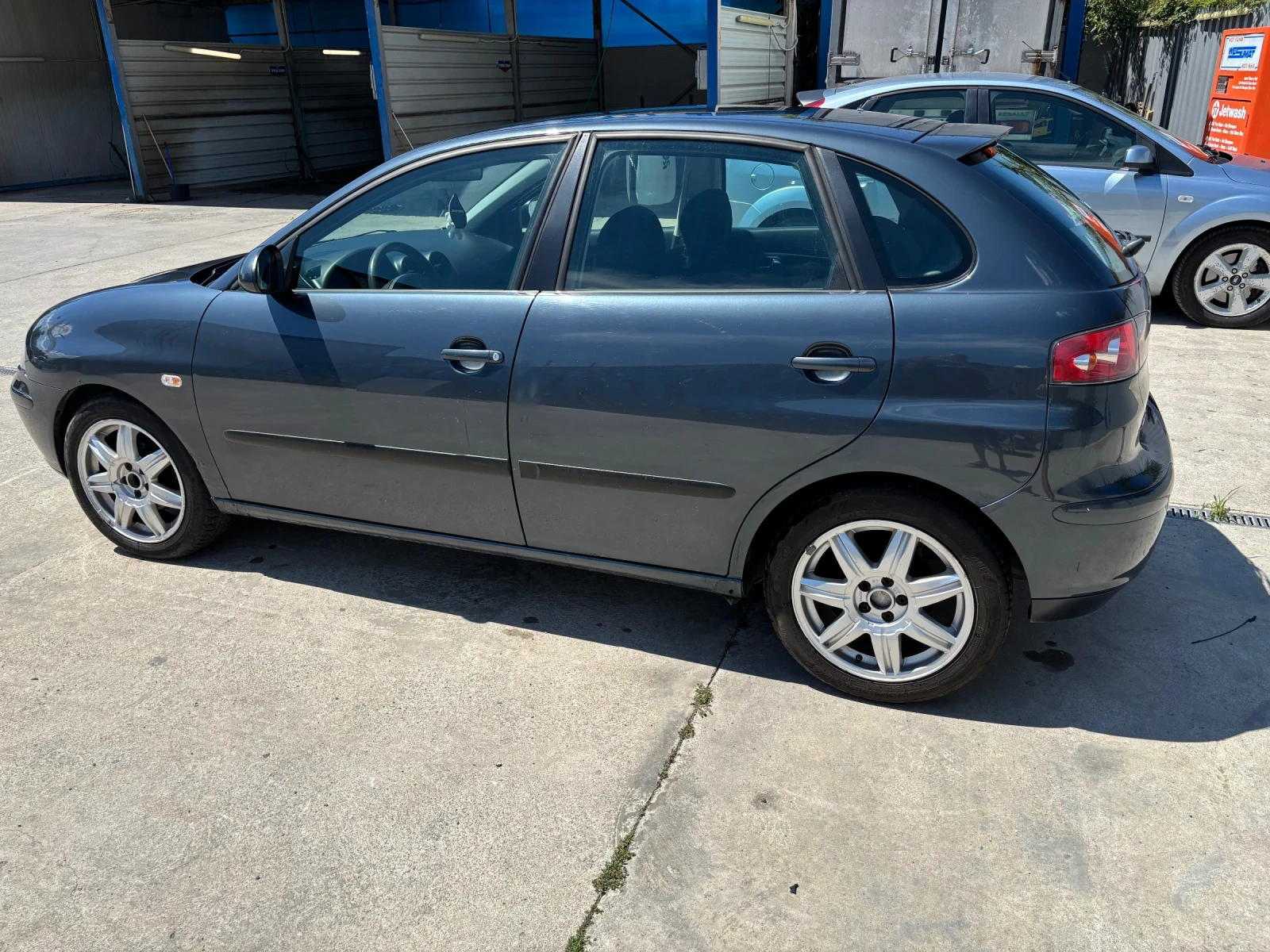 Seat Ibiza, снимка 4 - Автомобили и джипове - 55361977