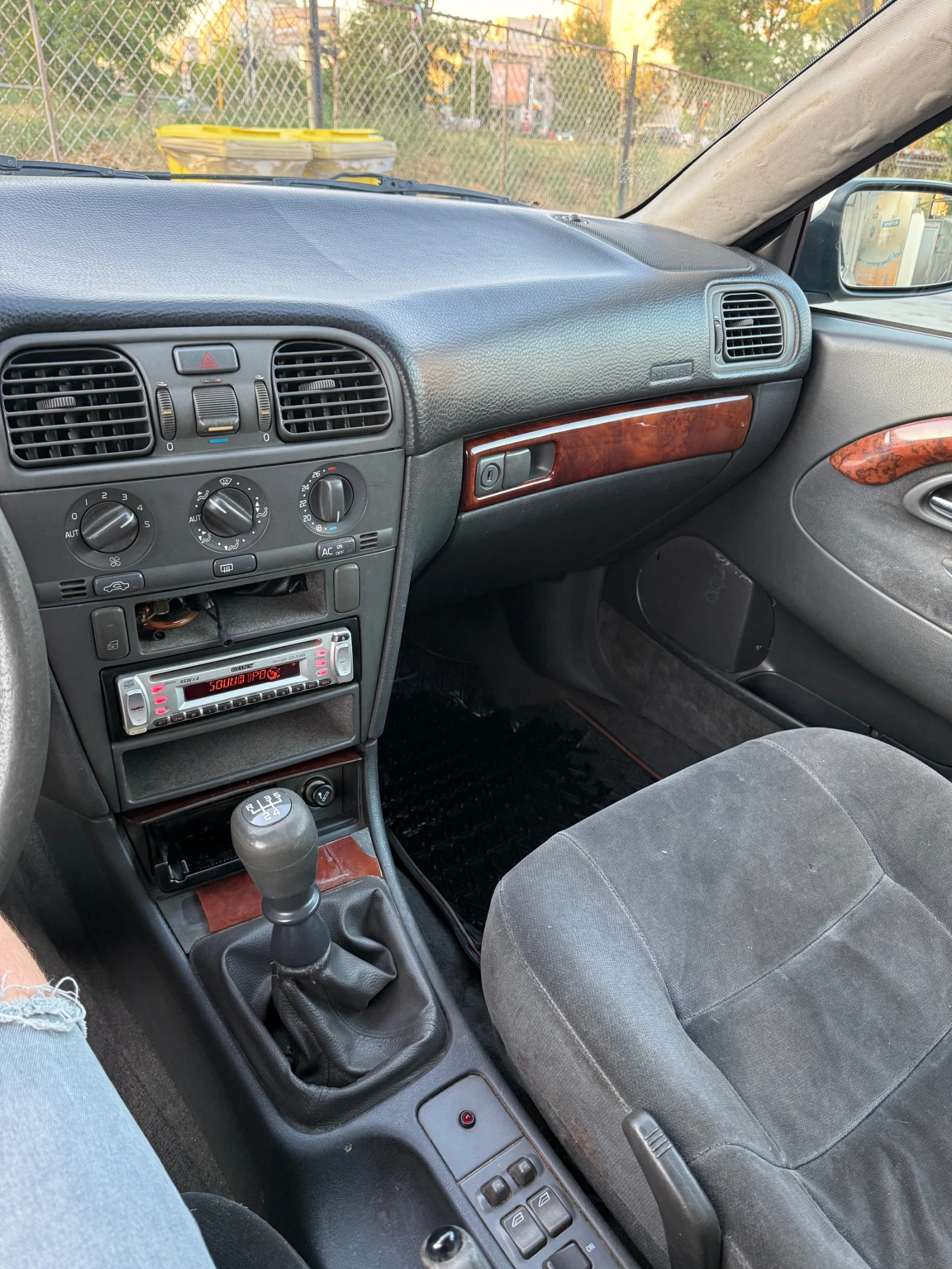 Volvo V40 2.0 газ/бензин, снимка 10 - Автомобили и джипове - 55513296