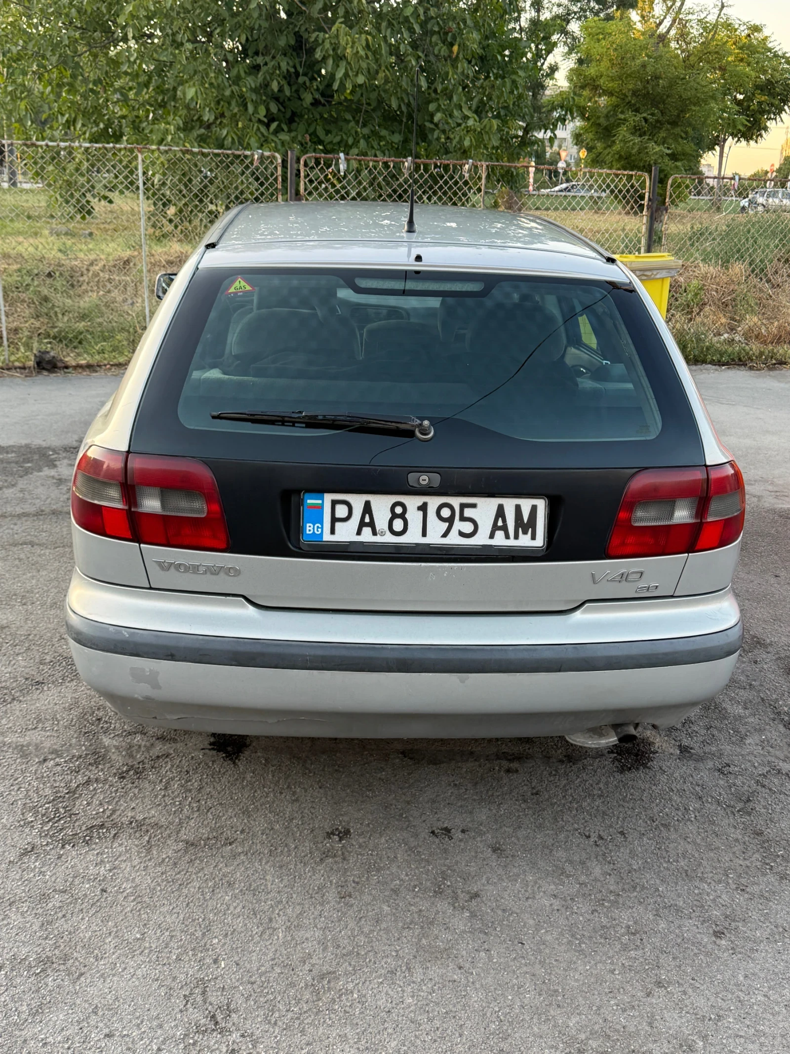 Volvo V40 2.0 газ/бензин