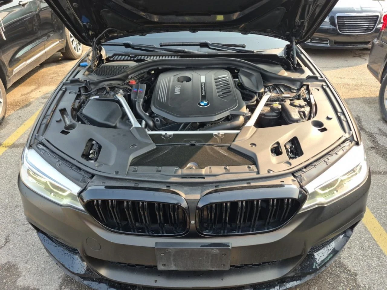 BMW 540 M-pack* Distr* 360* H/K* Обдух* Вакуум, снимка 5 - Автомобили и джипове - 55965251