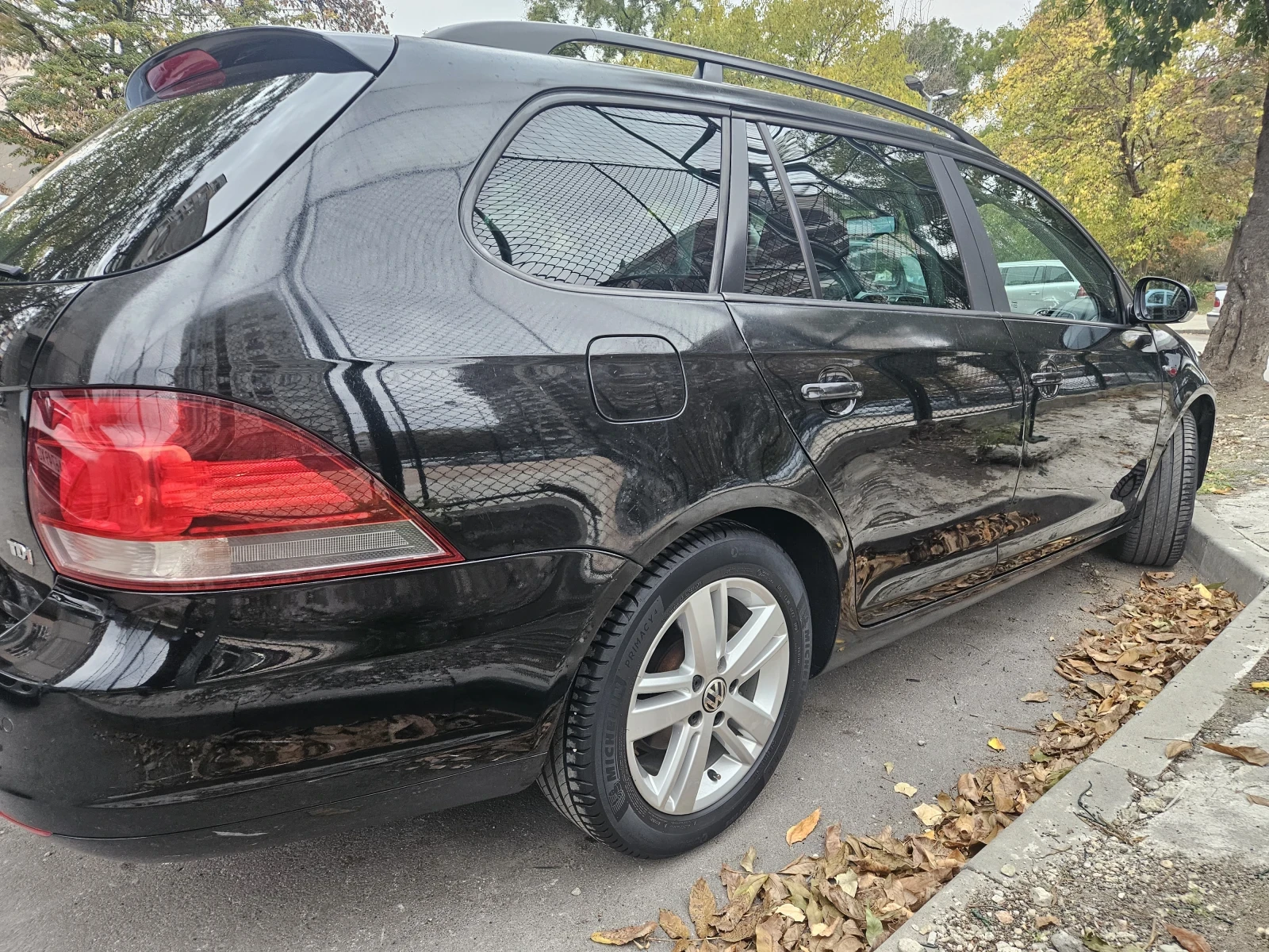 VW Golf Variant 1.6 tdi, снимка 3 - Автомобили и джипове - 56660468