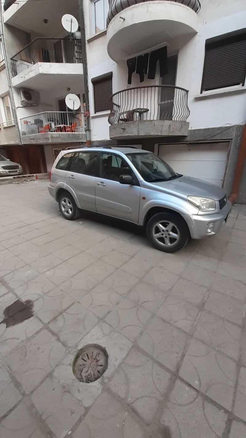 Toyota Rav4 XA20, снимка 4 - Автомобили и джипове - 49137073