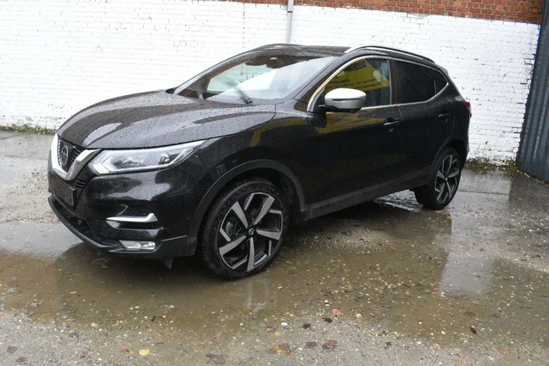 Nissan Qashqai 1.6 Tekna + , снимка 2 - Автомобили и джипове - 49514576