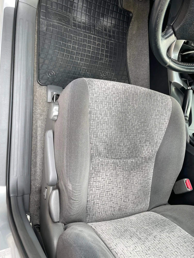 Toyota Land cruiser, снимка 7 - Автомобили и джипове - 51894823