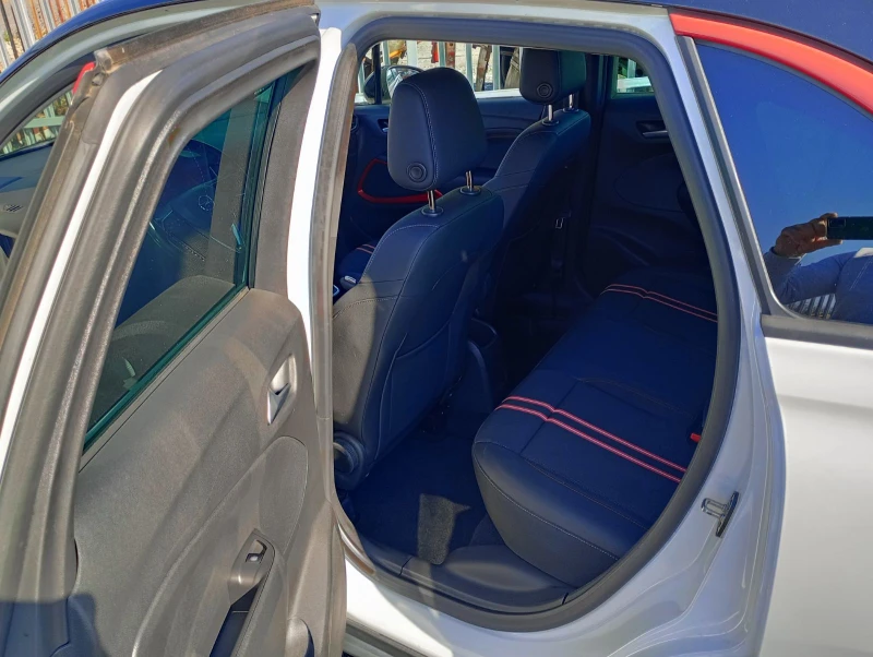 Opel Crossland X 1.5d  110 кс GS LIne, снимка 7 - Автомобили и джипове - 52332598