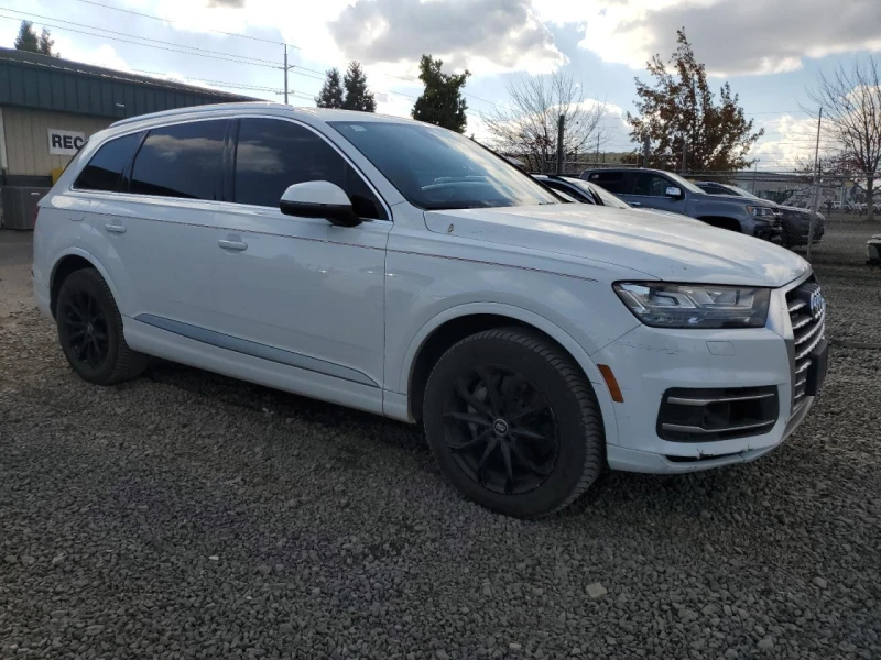 Audi Q7  PRESTIGE DISTRONIC/HUD/BLIND SPOT/BOSE/VIRTUAL, снимка 4 - Автомобили и джипове - 52937060