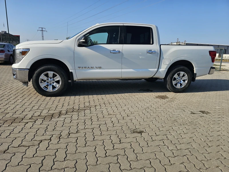 Nissan Titan crew cab 5.6 V8 AWD бързи бавни , снимка 5 - Автомобили и джипове - 53519067