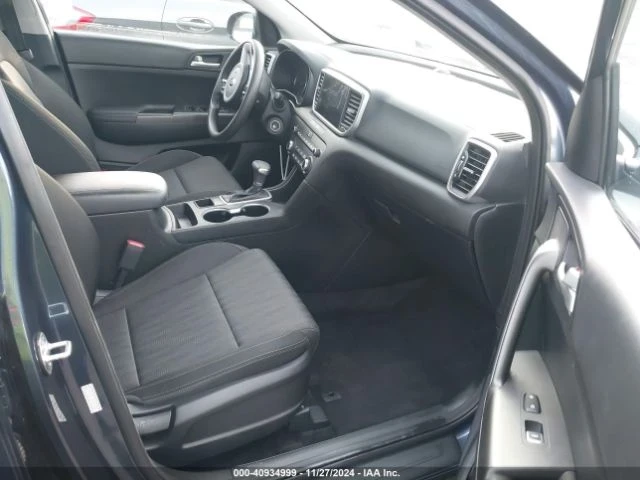 Kia Sportage, снимка 8 - Автомобили и джипове - 48724192