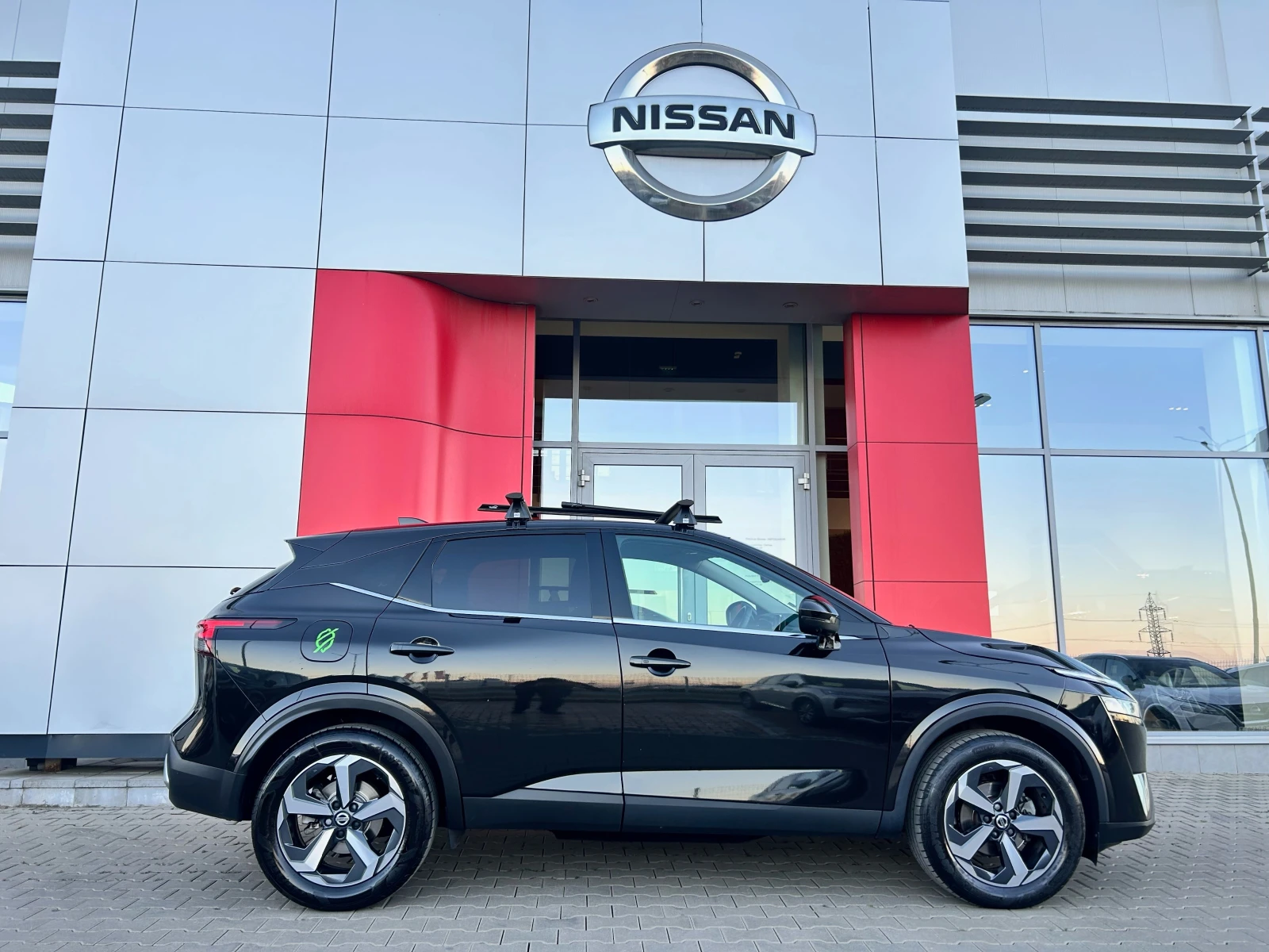 Nissan Qashqai 1.3 DIG-T N-Connecta - изображение 2