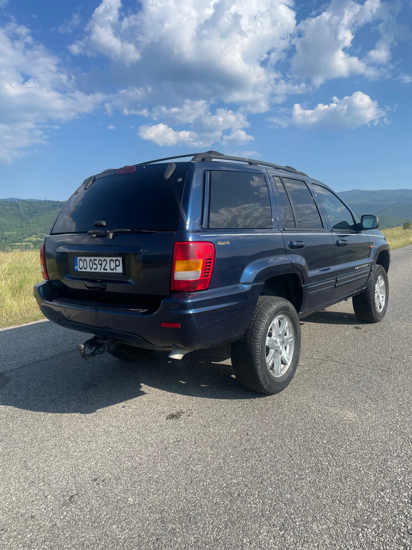 Jeep Grand cherokee 4.7 V8 LPG Бартер - изображение 3