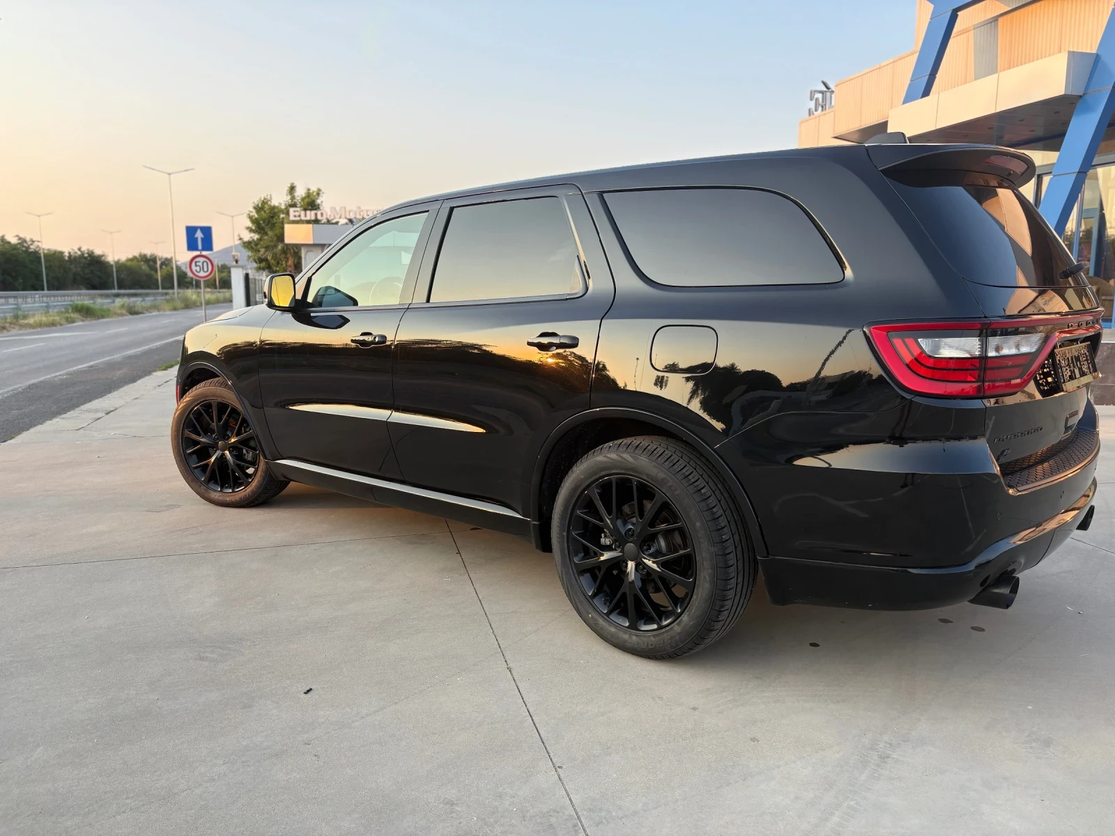 Dodge Durango R/T 5.7 HEMI - изображение 8