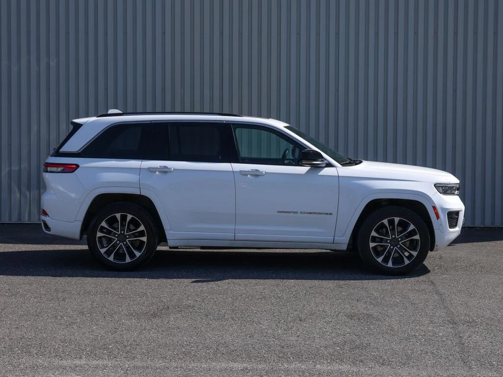 Jeep Grand cherokee OVERLAND V8/ФИНАНСИРАНЕ ОТ 400 ЕВРО НА МЕСЕЦ - изображение 2