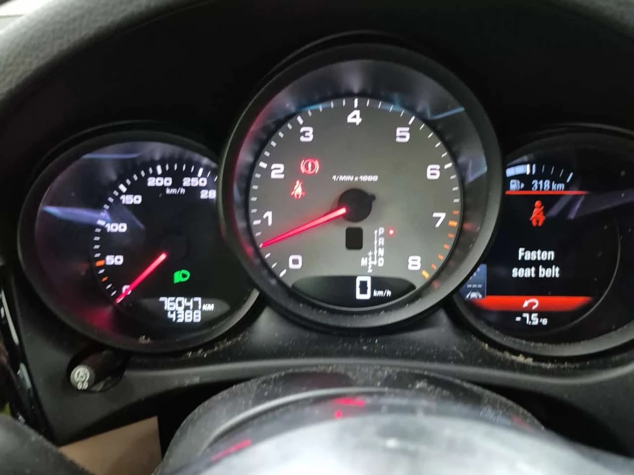 Porsche Macan S| 360 КАМЕРИ| ОБДУХВАНЕ| ПАНОРАМА| CARFAX| , снимка 11 - Автомобили и джипове - 54070570