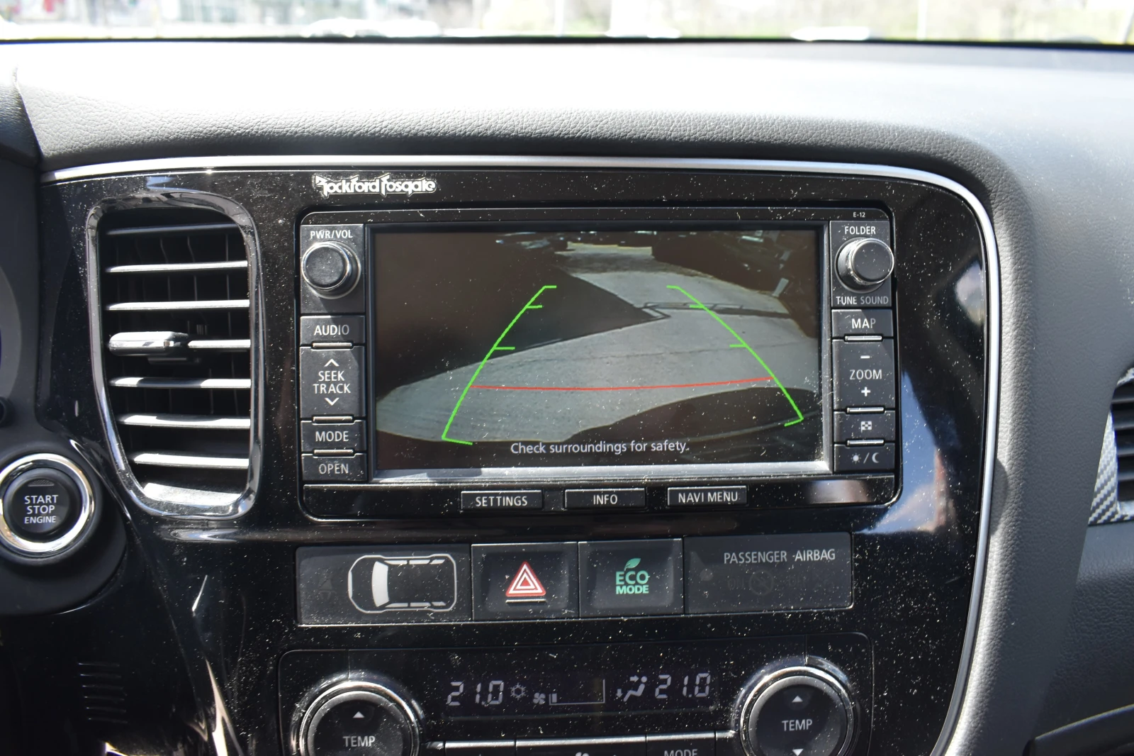 Mitsubishi Outlander 2.2D, снимка 15 - Автомобили и джипове - 54166350