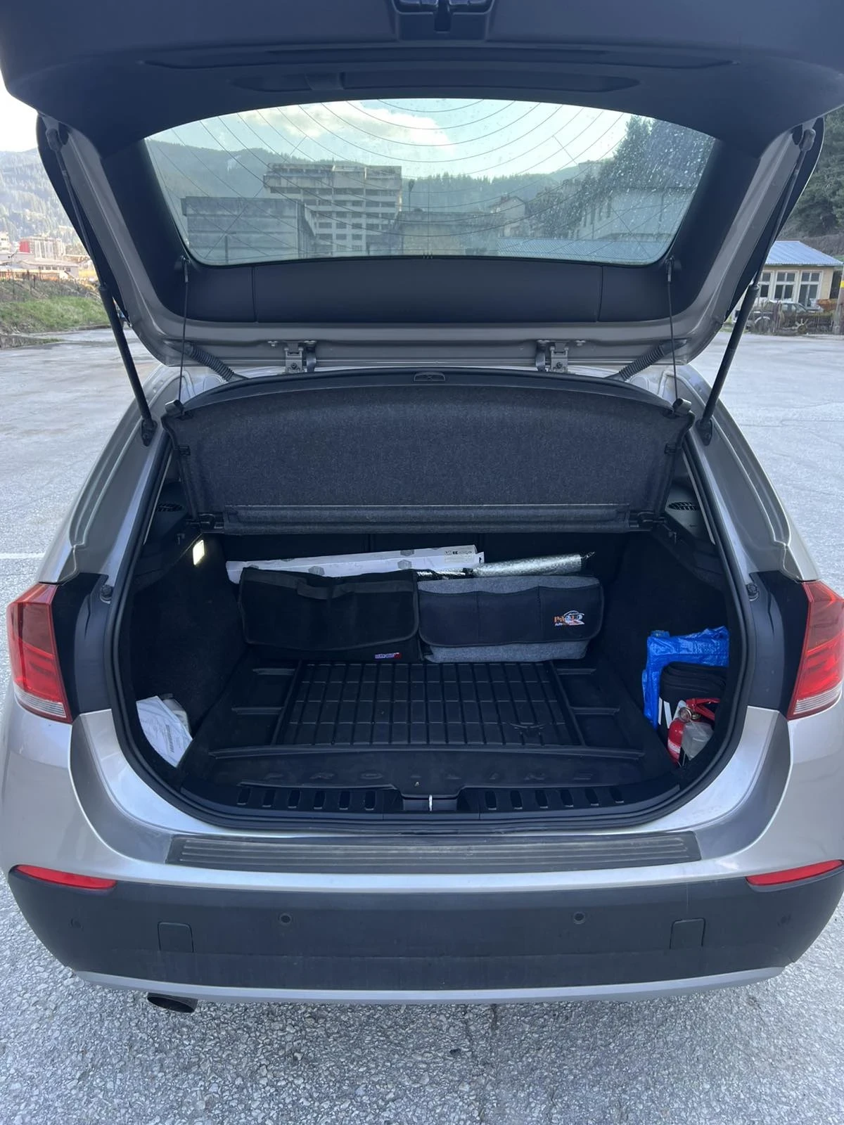 BMW X1 2.0 Дизел , снимка 8 - Автомобили и джипове - 54392029