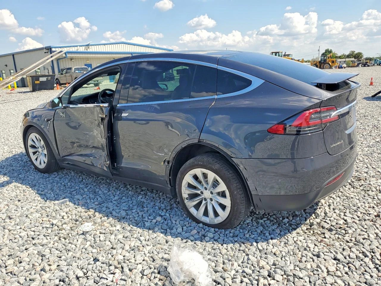 Tesla Model X, снимка 3 - Автомобили и джипове - 54577597
