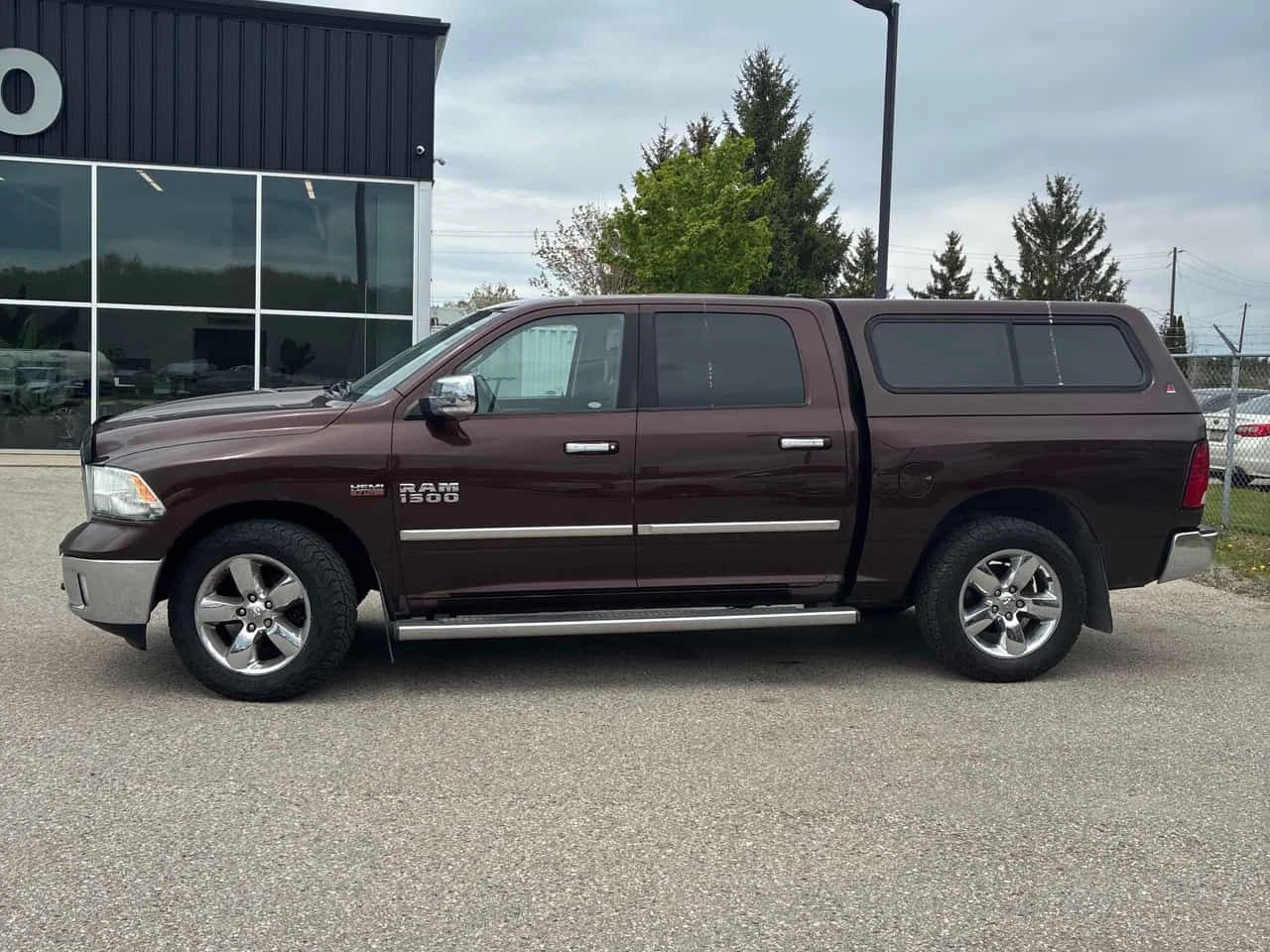 Dodge RAM 1500 * Big Horn* АВТОКРЕДИТ БЕЗ ПЪРВОНАЧАЛНА ВНОСКА* , снимка 2 - Автомобили и джипове - 54640546