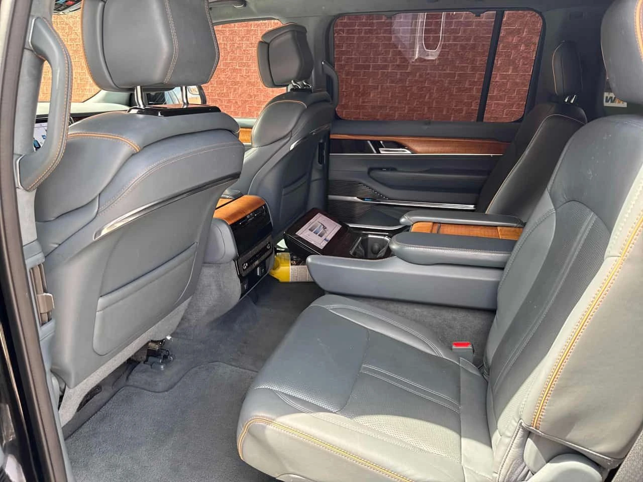 Jeep Grand Wagoneer * Series II * ���������� ��� ������������ ������*  | Mobile.bg � ����������� 10