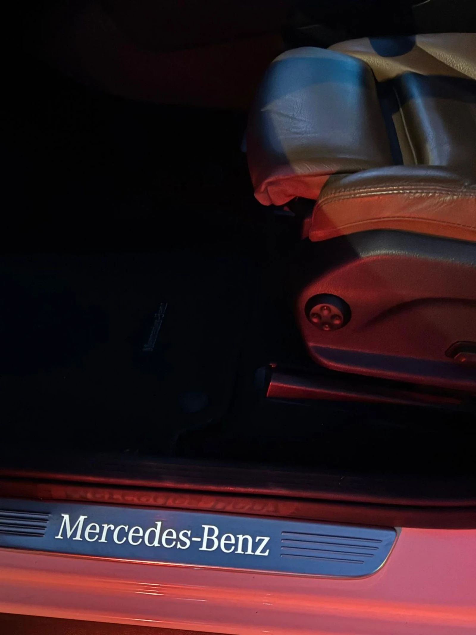 Mercedes-Benz GLC 250 4 MATIK, снимка 9 - Автомобили и джипове - 55170934