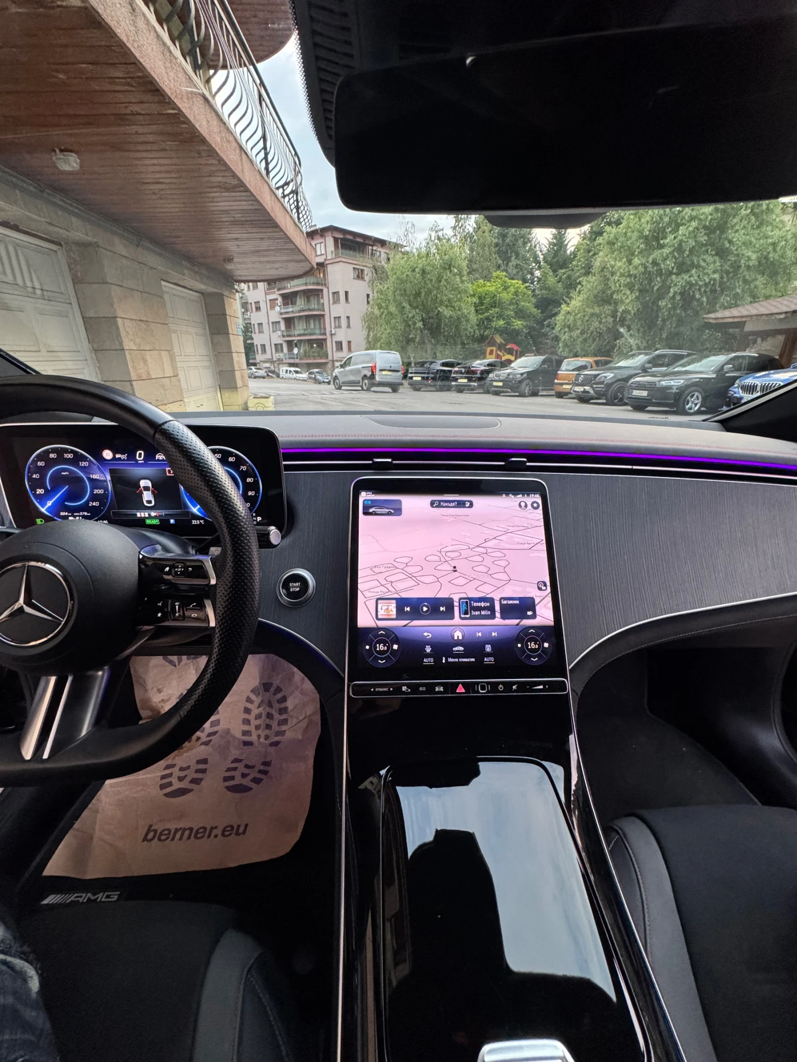 Mercedes-Benz EQE 300 DISTRONIC, AMG , AIR Dig.LED BURMESTER 360* , снимка 12 - Автомобили и джипове - 55305048