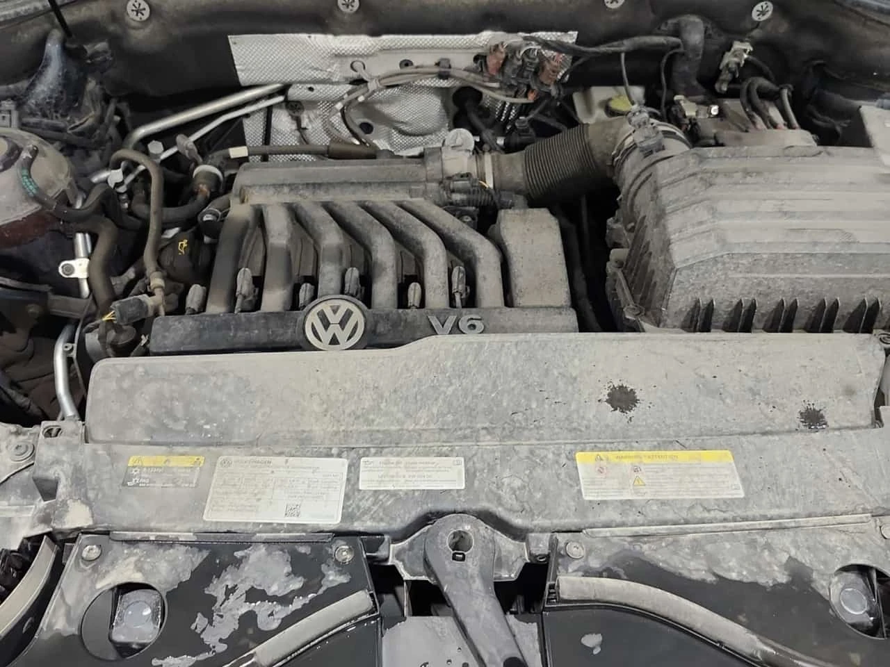 VW Atlas HIGHLINE* CARFAX* АВТОКРЕДИТ БЕЗ ПЪРВОНАЧАЛНА ВНОС, снимка 16 - Автомобили и джипове - 55786038