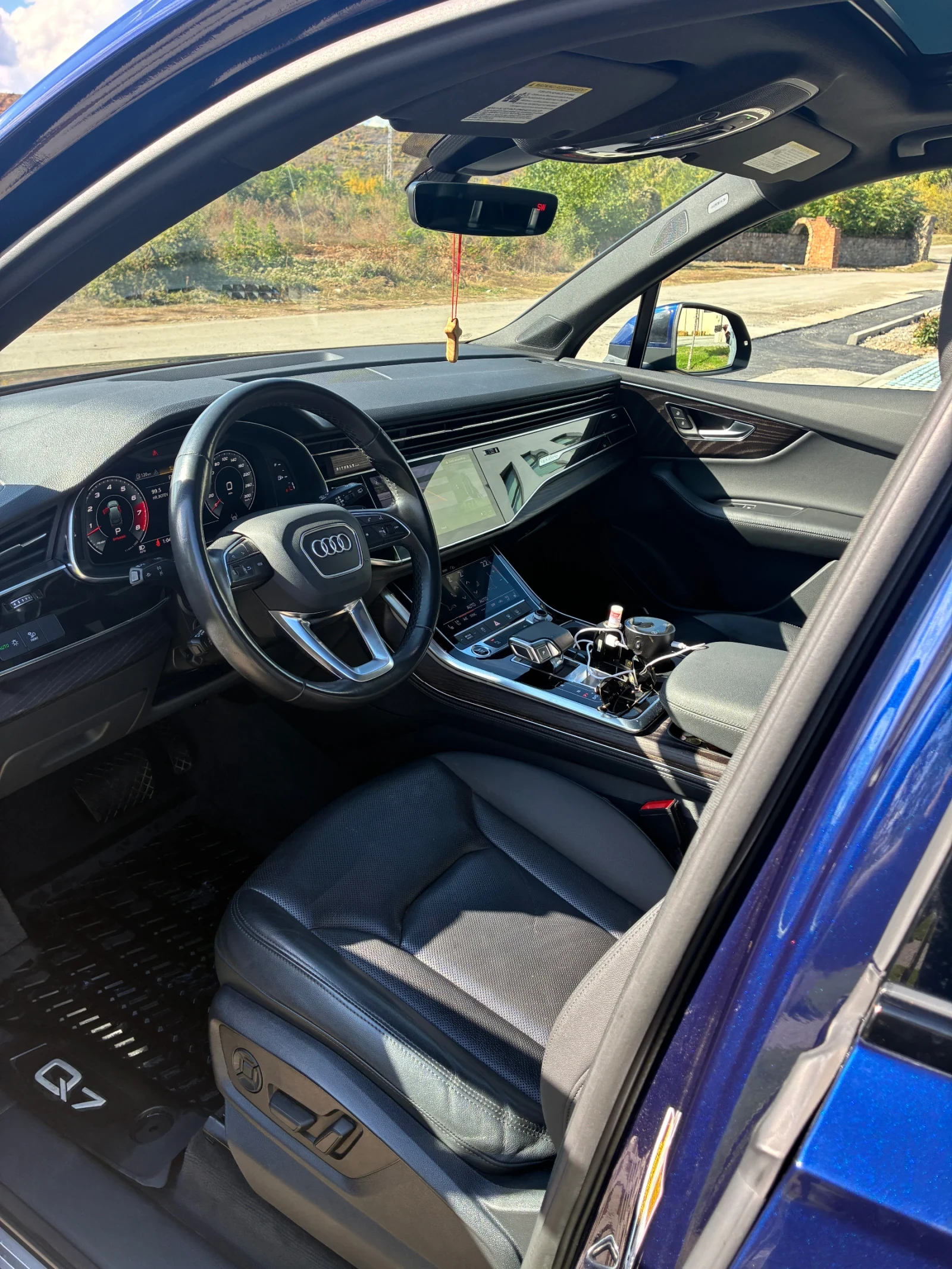 Audi Q7 Premium Plus 3.0 , снимка 7 - Автомобили и джипове - 56532356