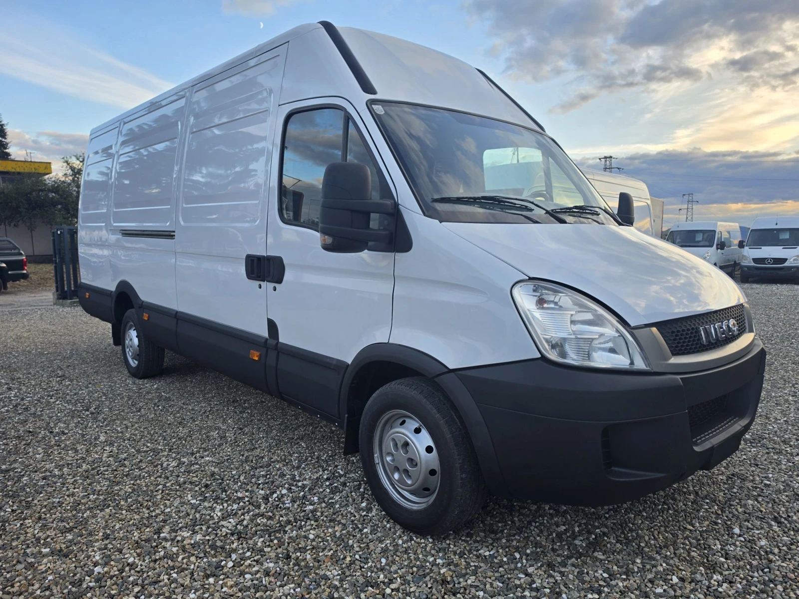 Iveco Daily Maxi 2.3D нов внос