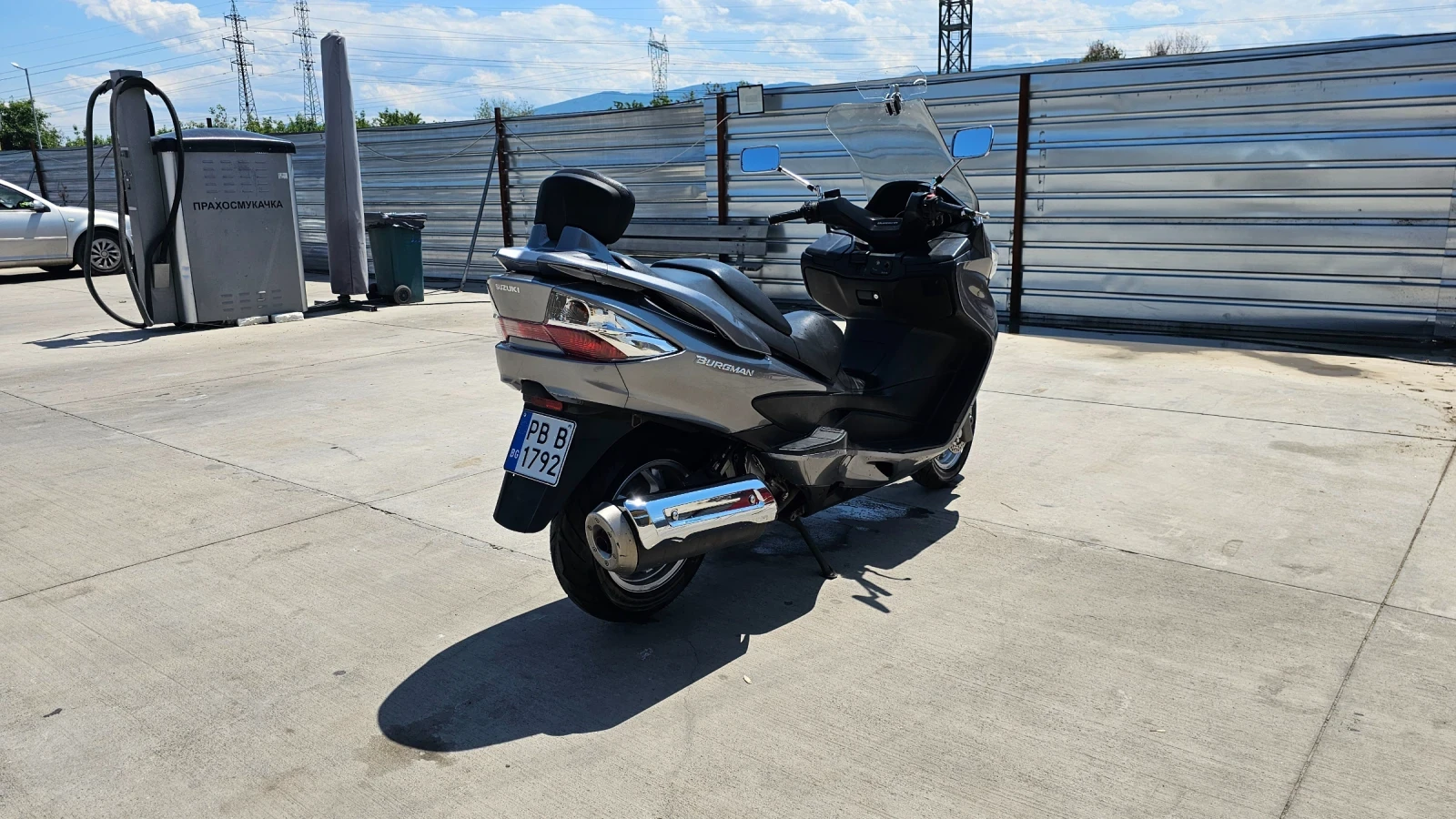 Suzuki Burgman 400 K7 - изображение 4