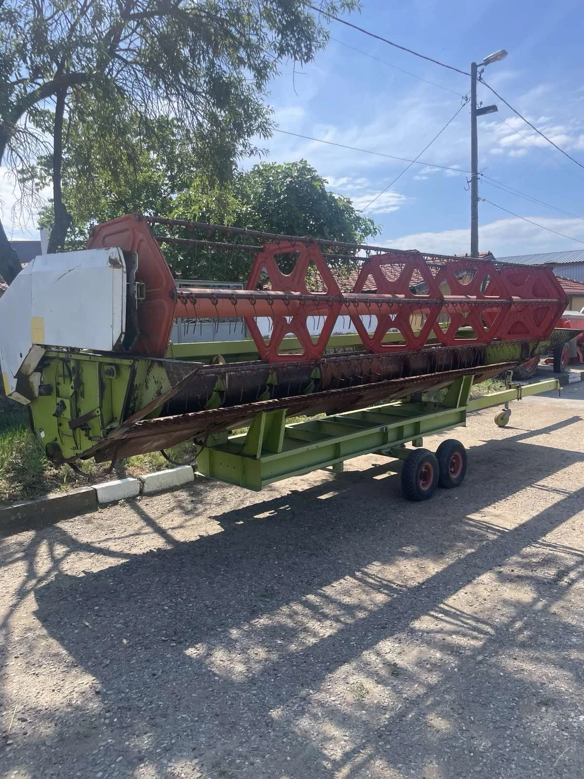 Комбайн Claas Lexicon 430, снимка 7 - Селскостопанска техника - 54681720