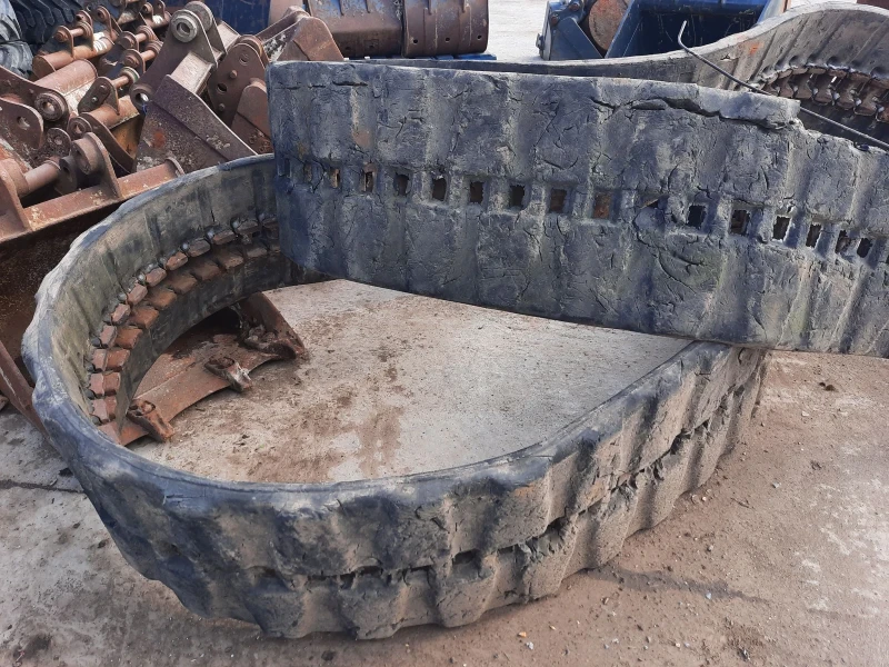 Багер Hyundai, снимка 9 - Индустриална техника - 49765838