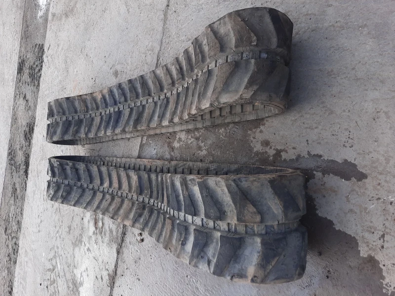 Багер Hyundai, снимка 2 - Индустриална техника - 49765838