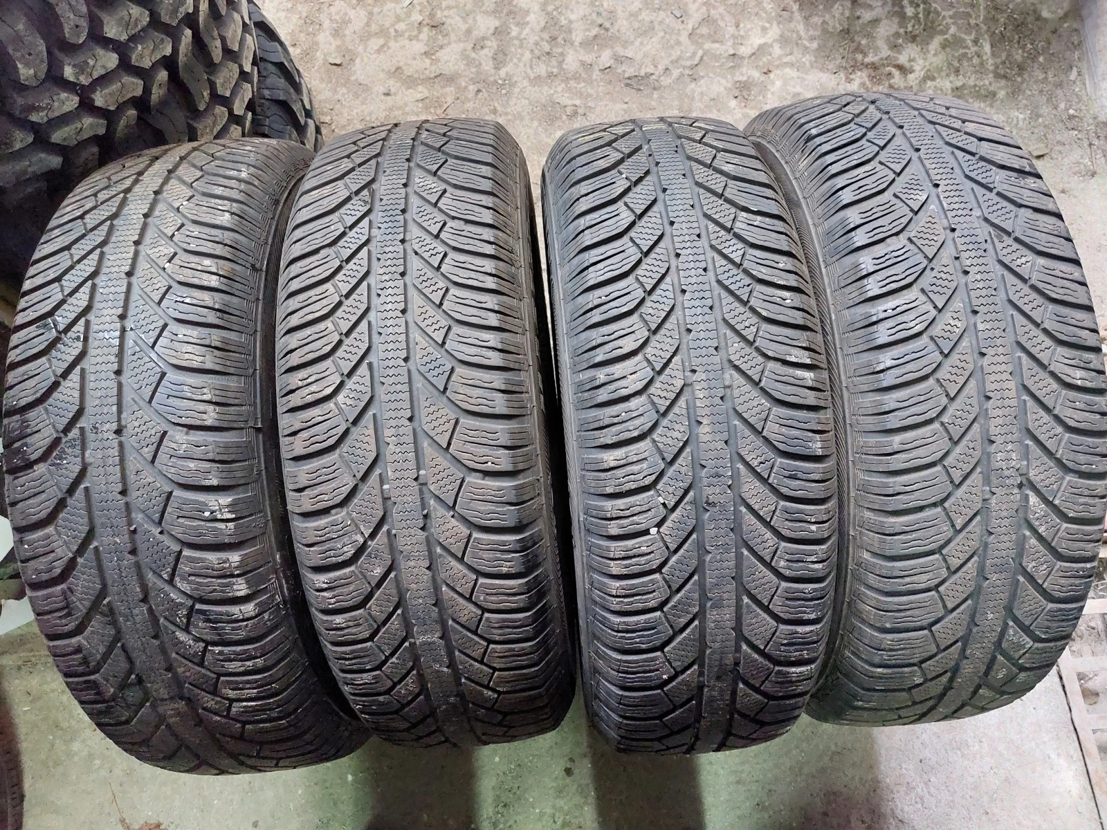  215/70R16 | Mobile.bg   1