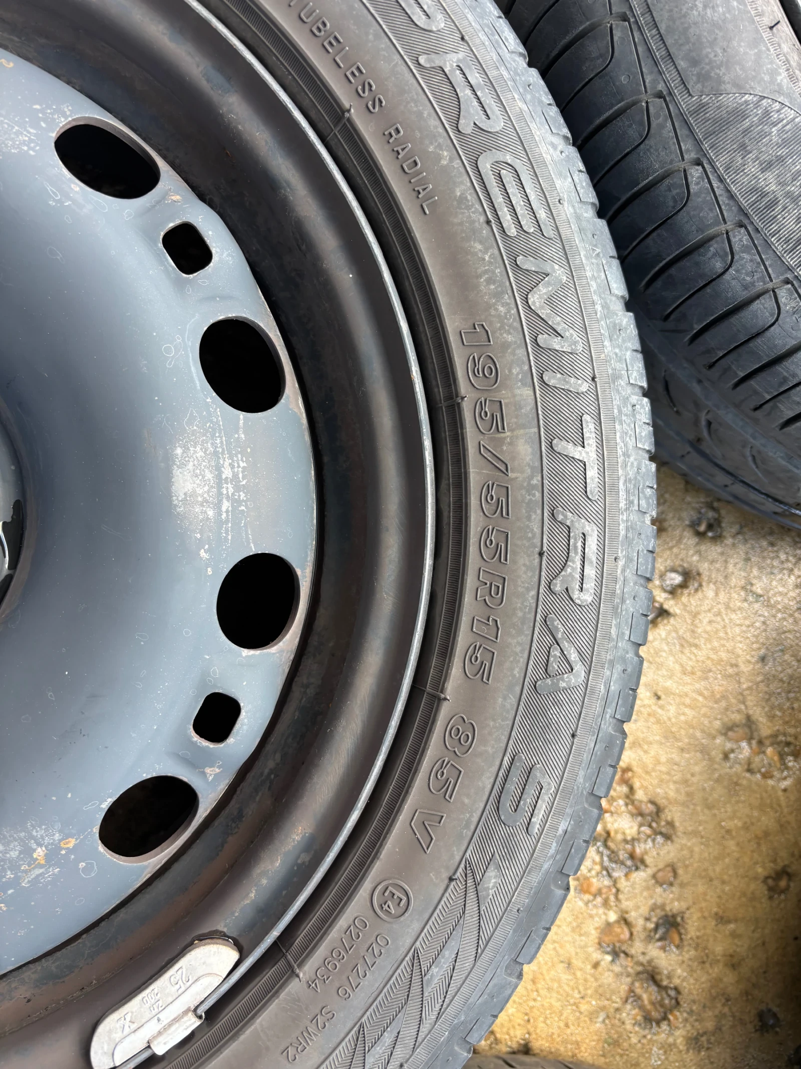 Гуми с джанти Maxxis 195/55R15, снимка 7 - Гуми и джанти - 54376526