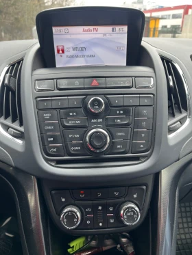 Opel Zafira Tourer, снимка 8